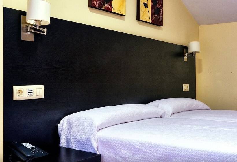 Отель Restaurante Bruma