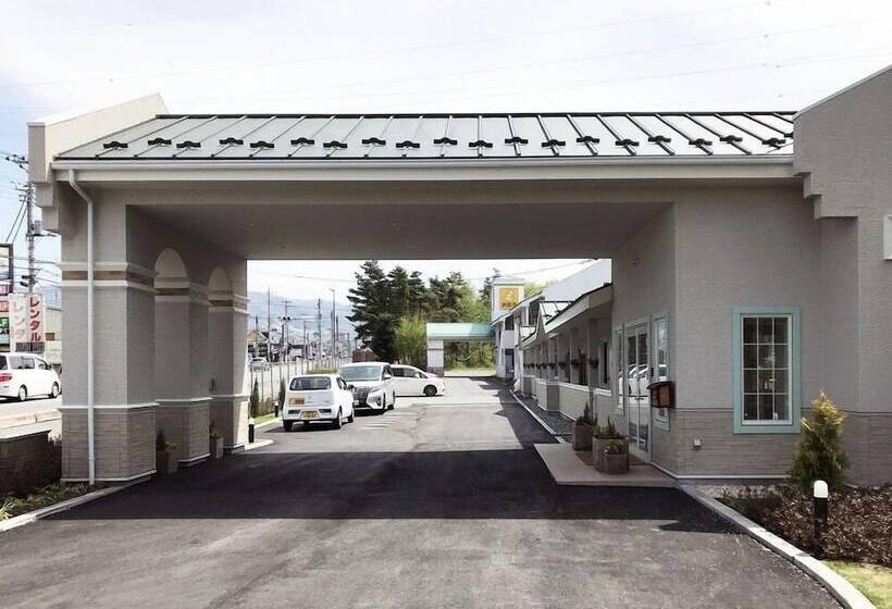 فندق على الطريق Family Lodge Hatagoya Numata