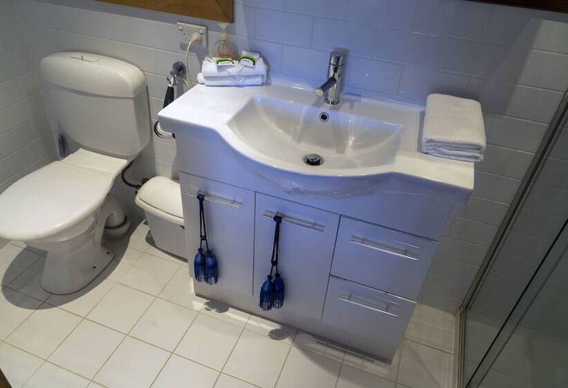 Observatory Cottages