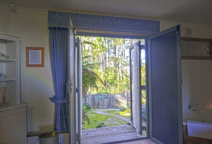 Observatory Cottages