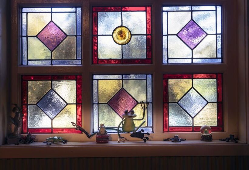 Observatory Cottages