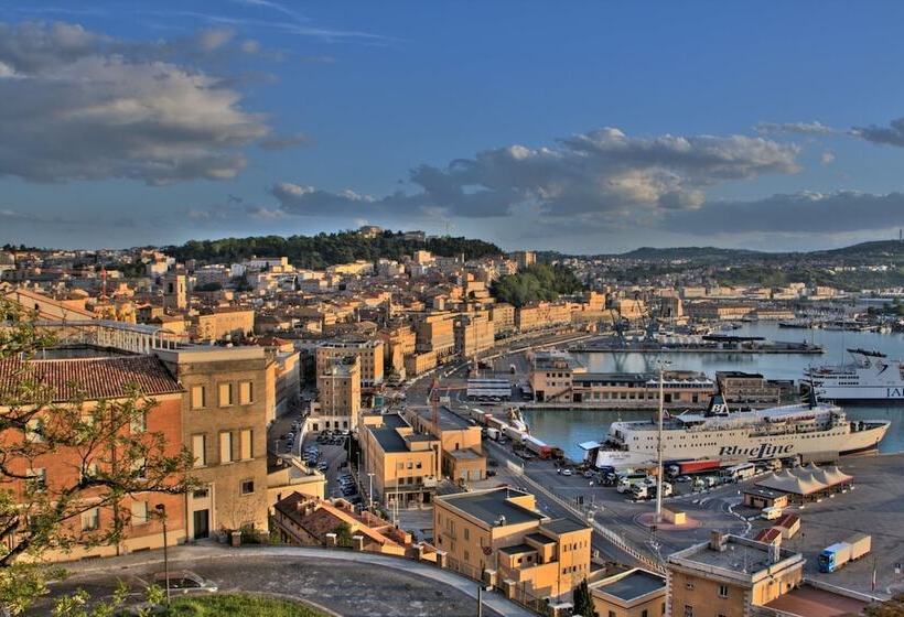 پانسیون Affittacamere Torresi