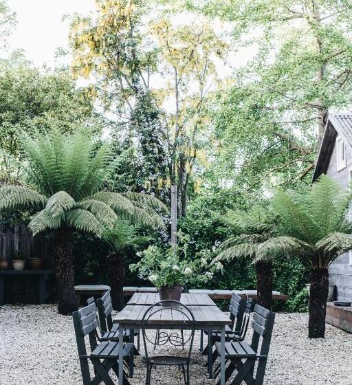 The Main House @ Poets Lodge