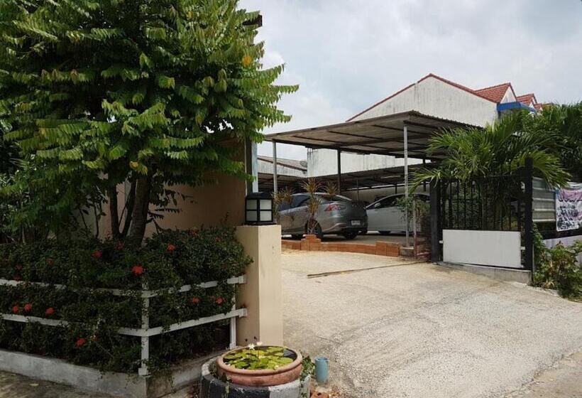 The Star Villa Resort