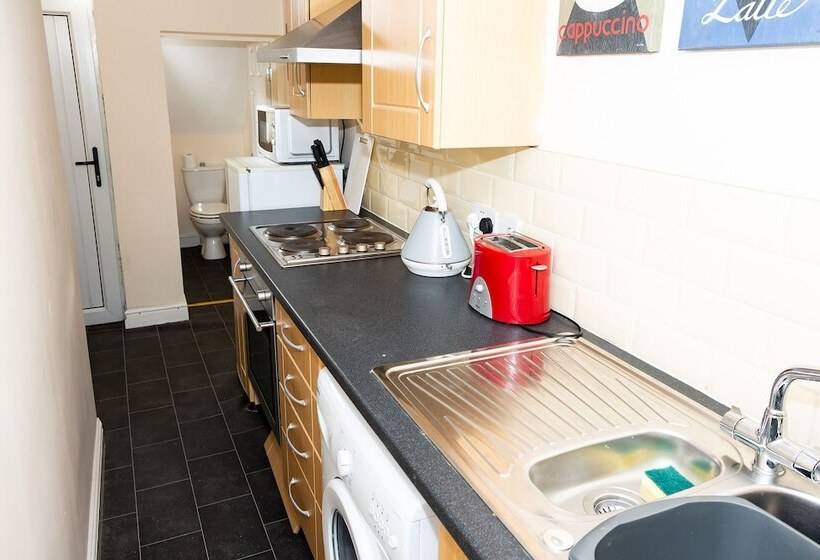 پانسیون South Shields Central