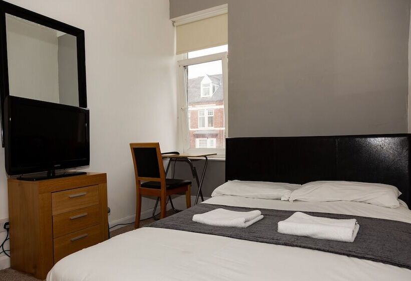 پانسیون South Shields Central