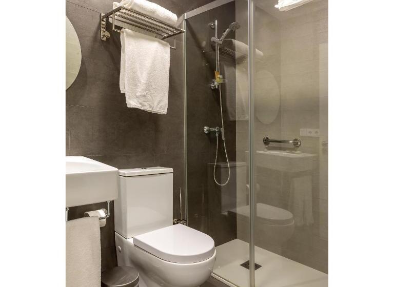 هتل Hostal Pórtico