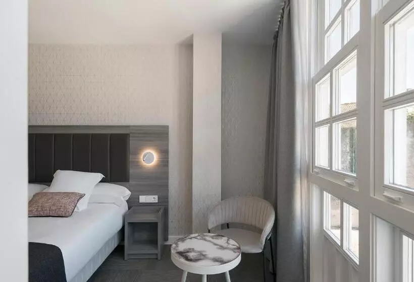 Hotelli Hostal Pórtico