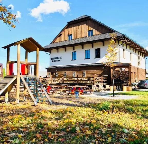 Hotelli Na Rozcestí