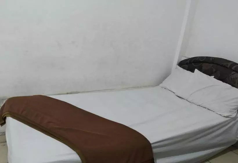 Hotelli Oyo 3329  Mulya Jaya