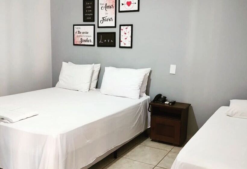 בית מלון כפרי Shellter