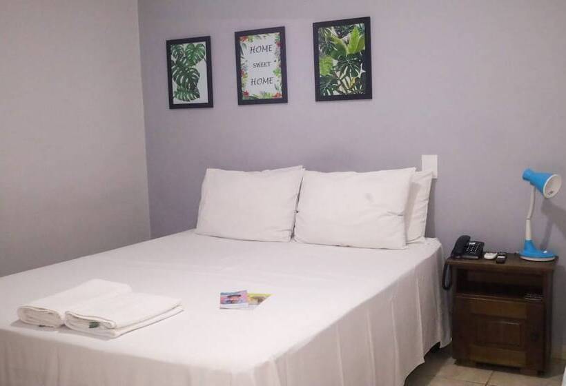 בית מלון כפרי Shellter