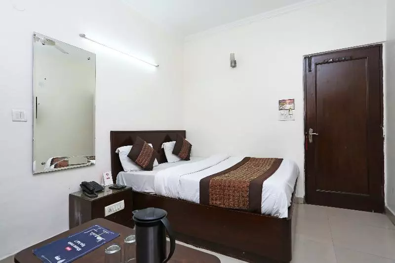 ホテル Sun International By Oyo Rooms