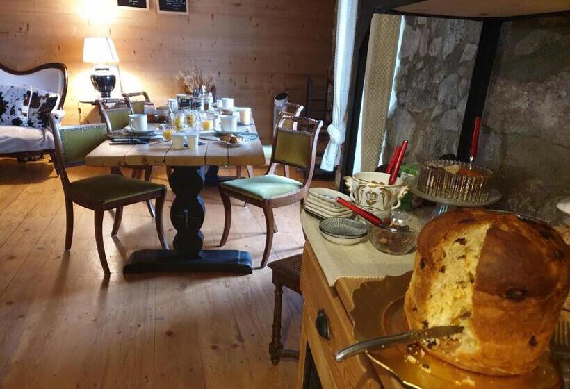 پانسیون La Petite Chapelle