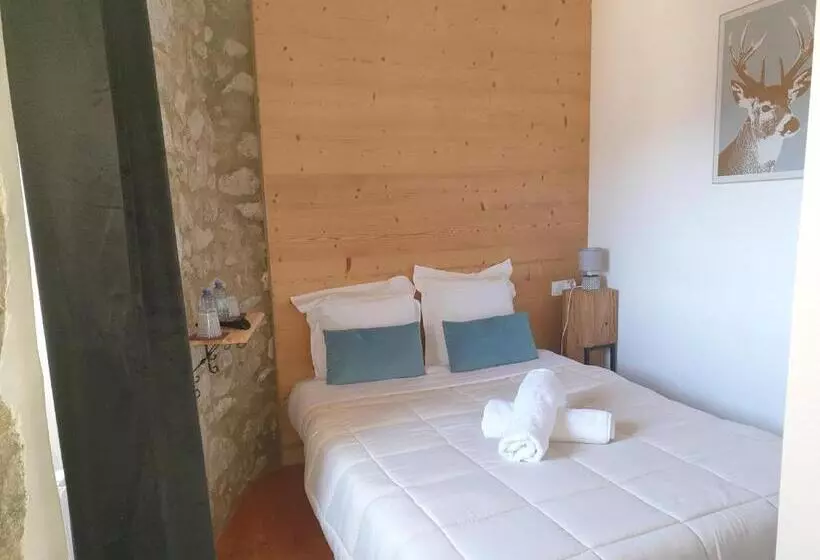 Majatalo La Petite Chapelle