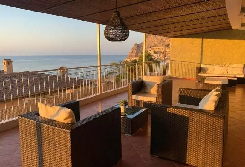 Apartamentos Mirador