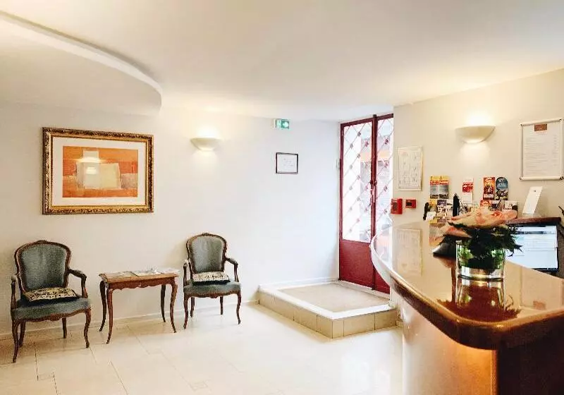 هتل Bellevue Montmartre