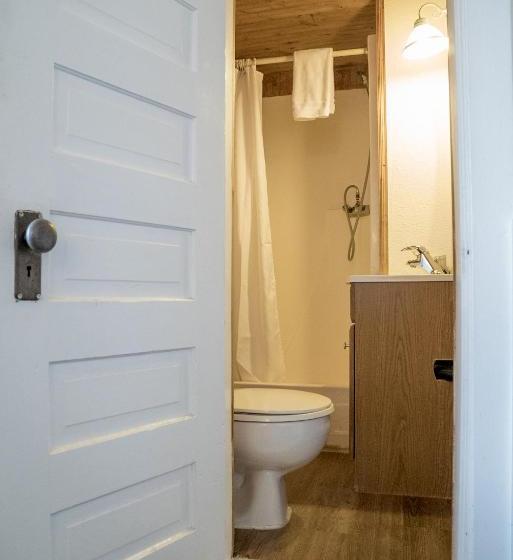 Szálloda Three Peaks Banff