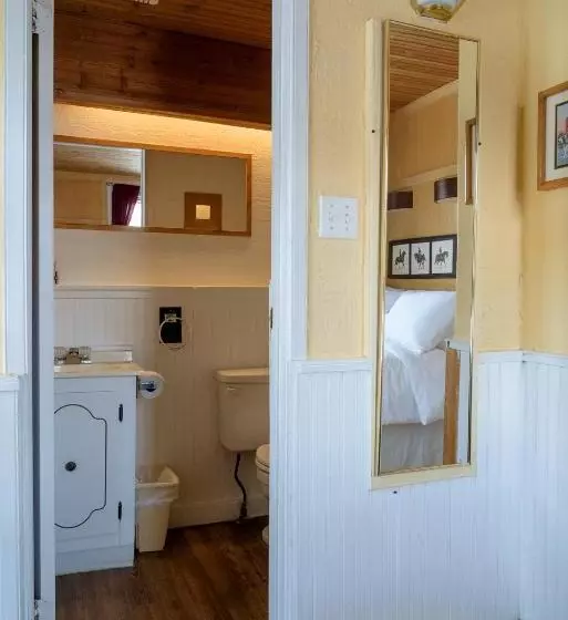 Hotelli Three Peaks Banff