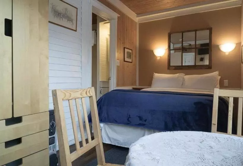 Hotelli Three Peaks Banff