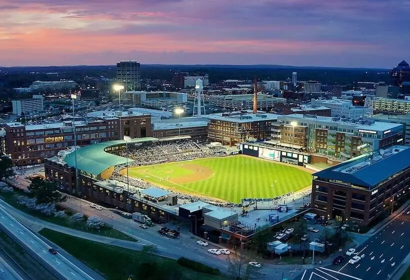 בית מלון כפרי Candlewood Suites Durham   Rtp, An Ihg