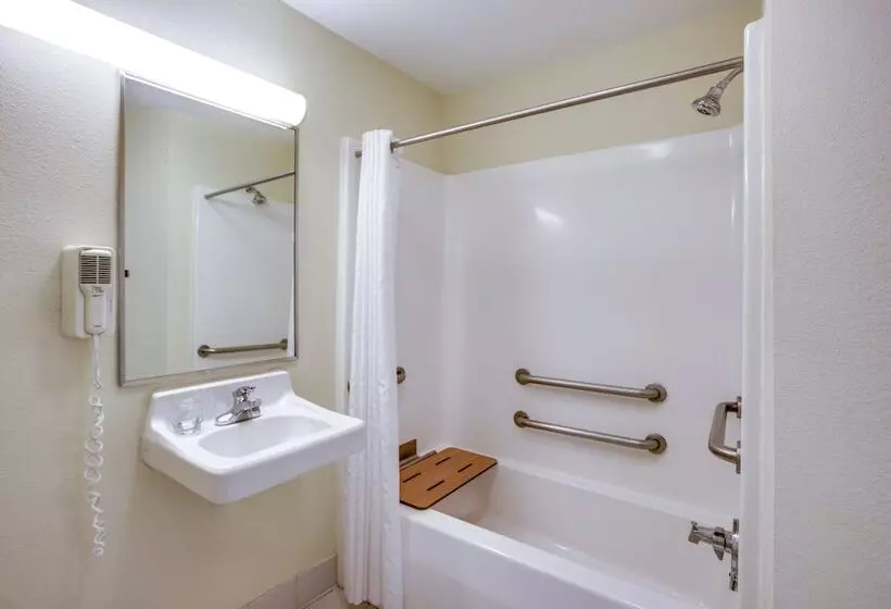 בית מלון כפרי Candlewood Suites Durham   Rtp, An Ihg