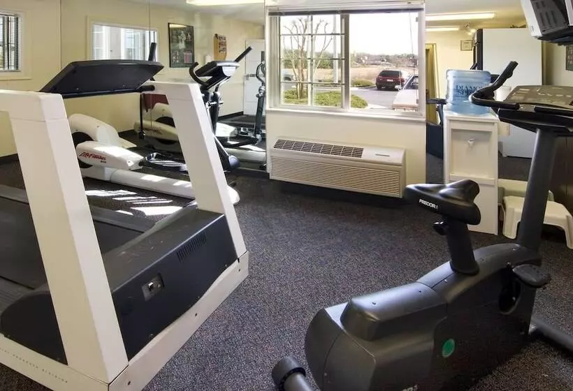 هتل Candlewood Suites Ft Lee Petersburg Hopewell By Ihg