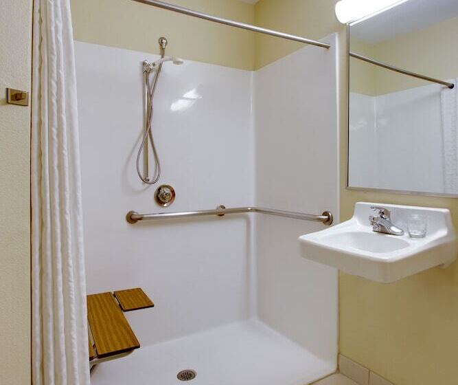 בית מלון כפרי Candlewood Suites Washington Fairfax, An Ihg