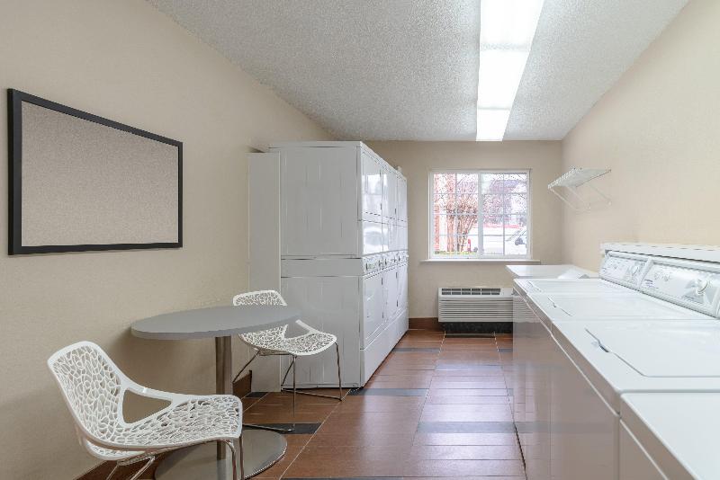 בית מלון כפרי Candlewood Suites Washington Fairfax, An Ihg