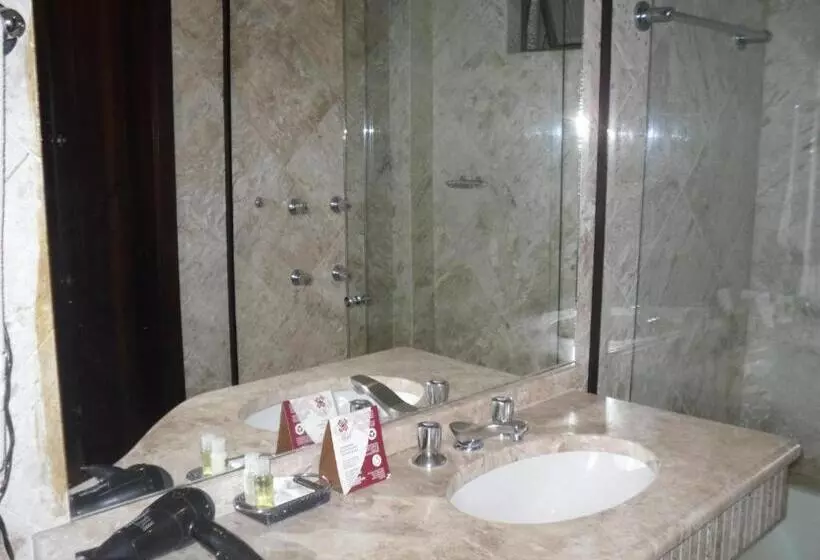 호텔 Cha Prime Curitiba