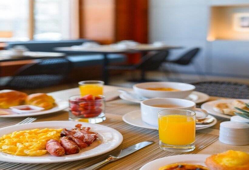 هتل Dom Carlos Liberty