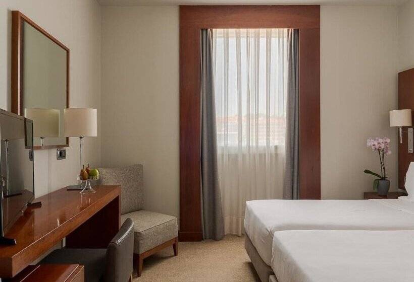 هتل Dom Carlos Liberty