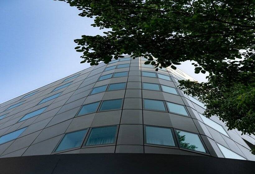 هتل Dom Carlos Liberty