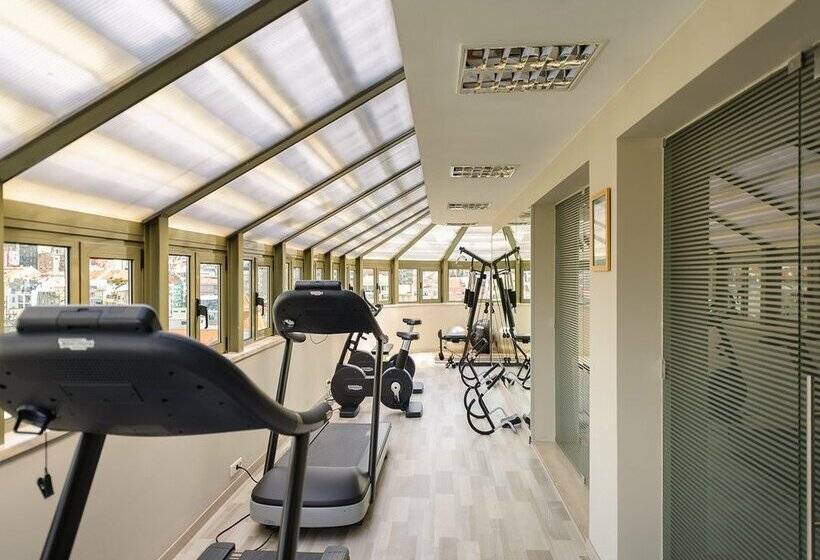 هتل Dom Carlos Liberty