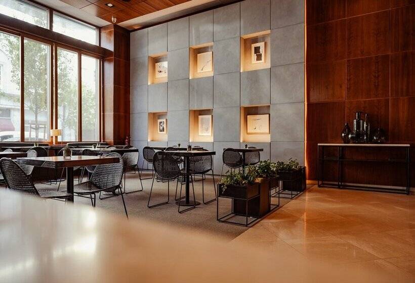 هتل Dom Carlos Liberty