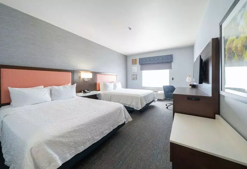 Отель Hampton Inn & Suites Modesto Salida