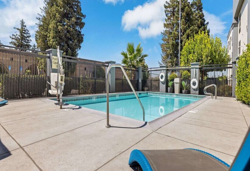 فندق Hampton Inn & Suites Modesto Salida
