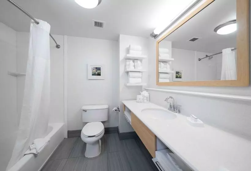 Отель Hampton Inn & Suites Modesto Salida