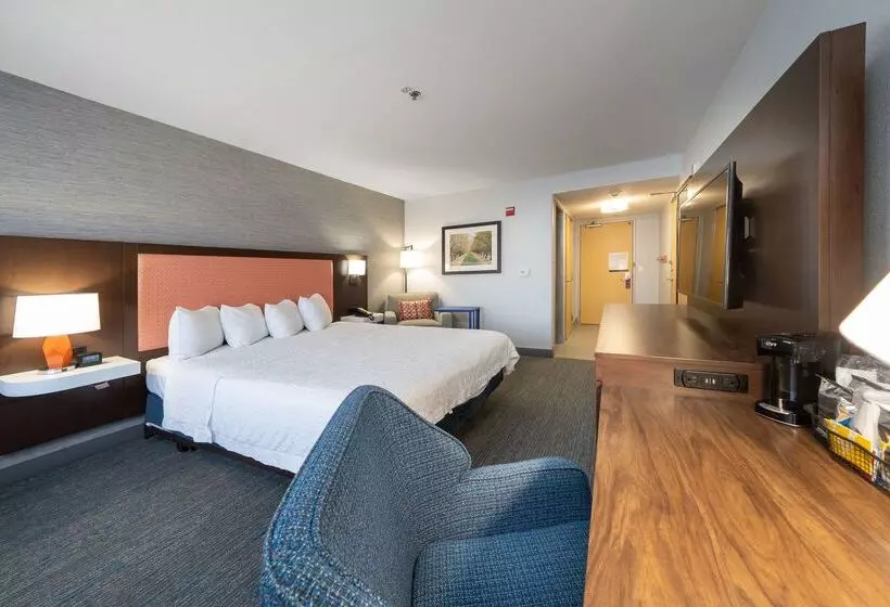 Отель Hampton Inn & Suites Modesto Salida