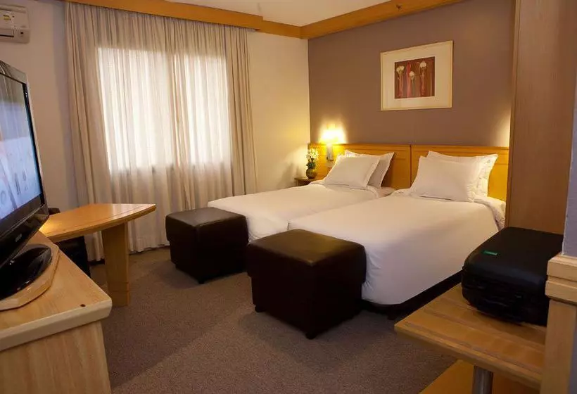 فندق Intercity Premium Gravataí