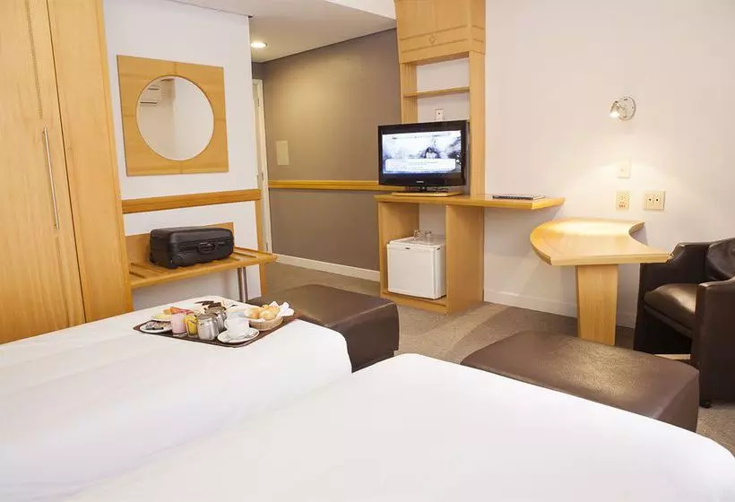 فندق Intercity Premium Gravataí