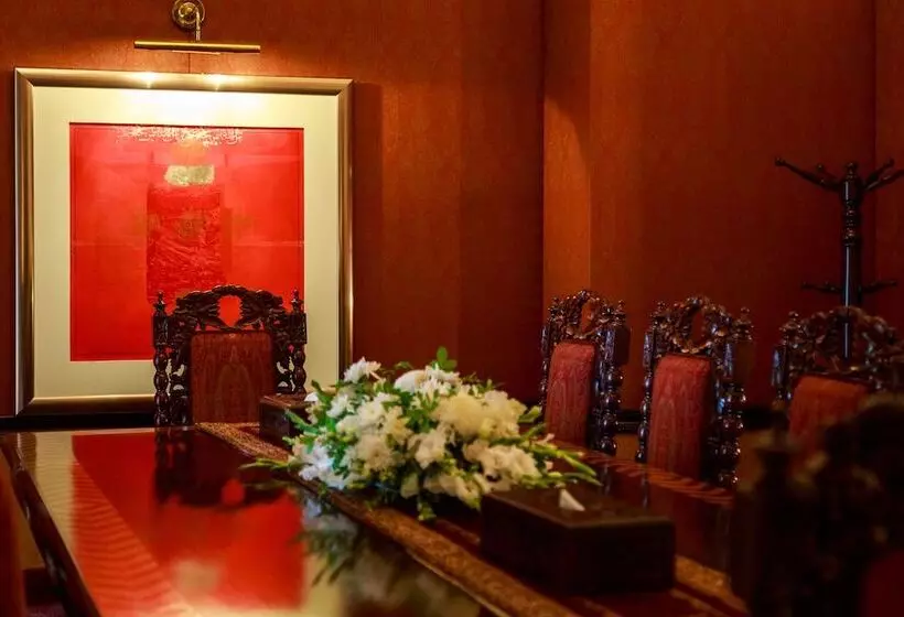 هتل Islamabad Serena