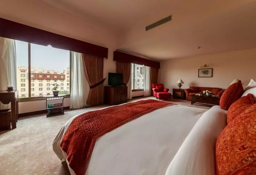 هتل Islamabad Serena