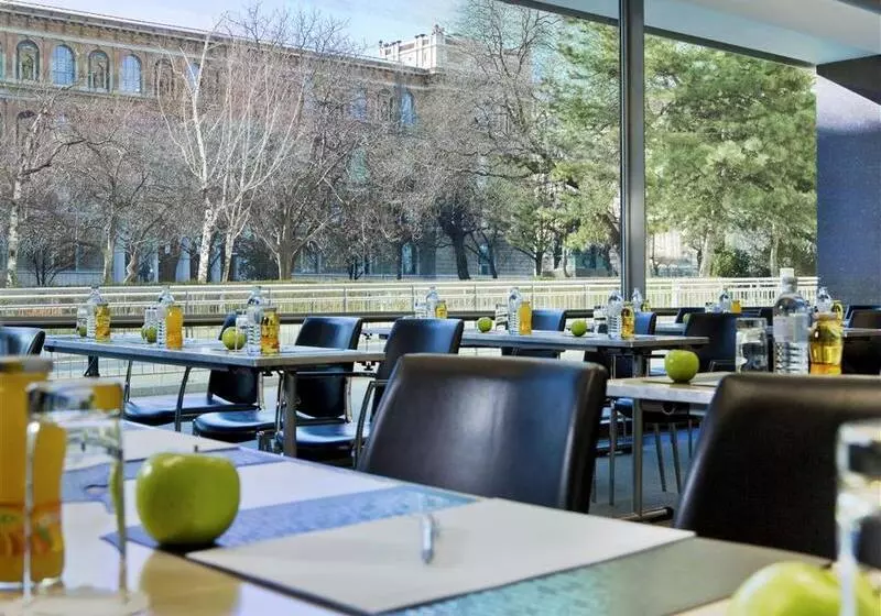 Отель Le Méridien Vienna