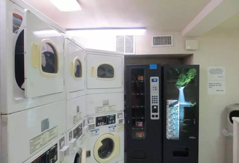 هتل Monumental Movieland