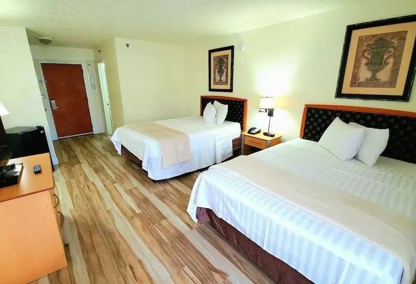 هتل Monumental Movieland