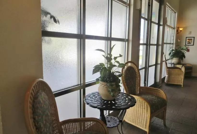 هتل Monumental Movieland