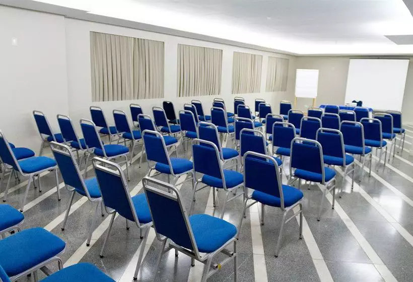 فندق Plaza Inn Paineiras