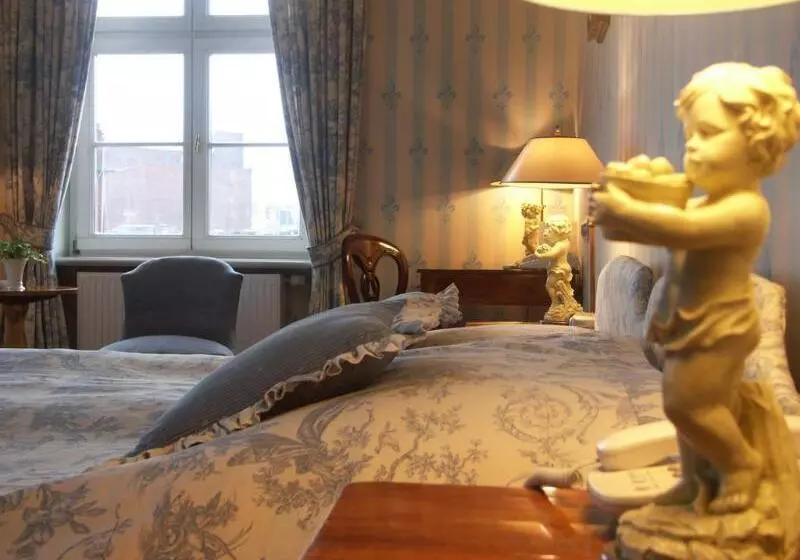 ホテル Podewils Old Town Gdansk