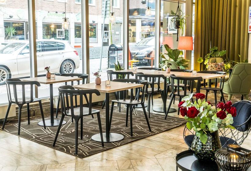 בית מלון כפרי Scandic Portalen